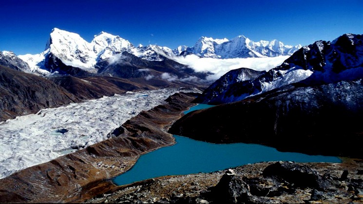 Gokyo Valley Trek Via Chola Pass-2026